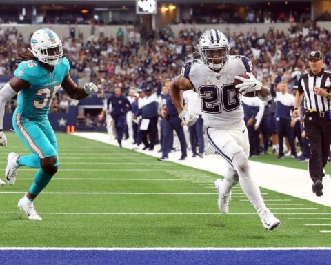 Tony Pollard Steals Zeke's "Closer" Role Against the Miami Dolphins 1