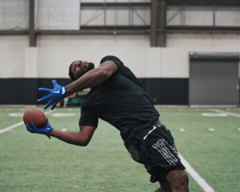 Dez Bryant Readies Return, Should Cowboys Throw Up the "X?"