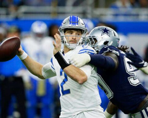 Dallas Cowboys' Defense Rebounds After Poor Game to Seal Win