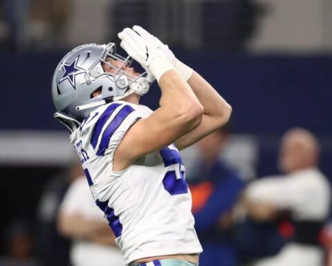 Report: Cowboys LB Leighton Vander Esch Likely Out vs Giants