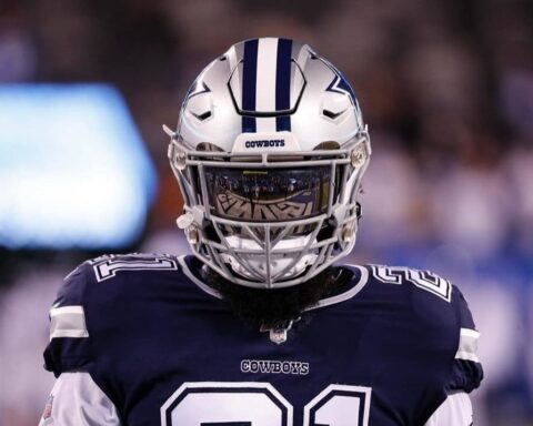 Ezekiel Elliott Still on Pace for a Great Season, Worth Every Dollar he was Paid