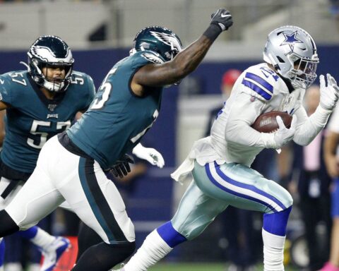 Ezekiel Elliott, Eagles