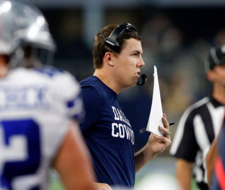 Report: Kellen Moore to Remain Cowboys Offensive Coordinator