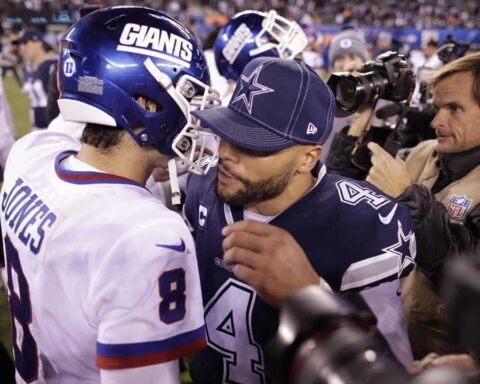 Daniel Jones Asks Dak Prescott For His Thoughts On Jason Garrett