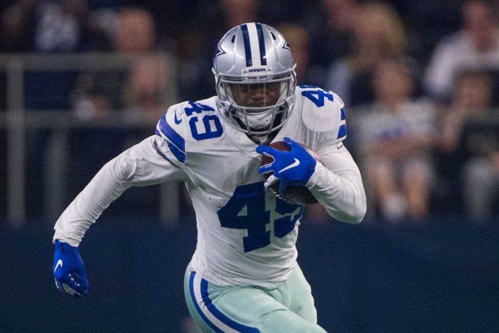 Report: Cowboys pick up Option on FB Jamize Olawale