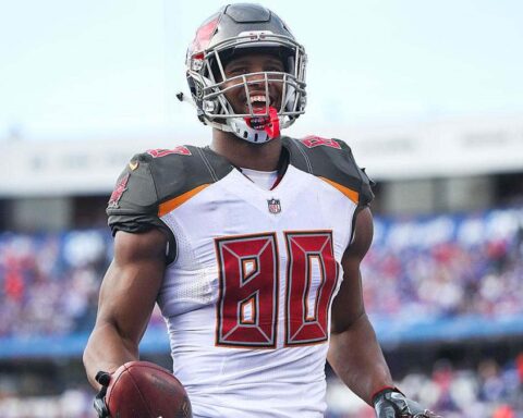 Bucs Shopping O.J. Howard, Should Cowboys Be Interested? 1
