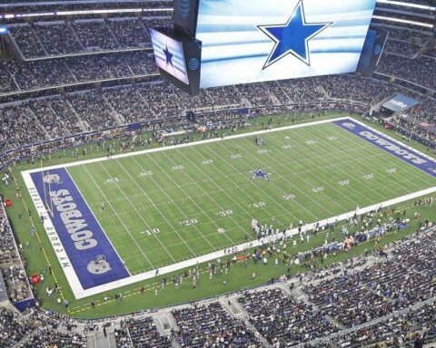 Texas Governor Says Outdoor Stadiums Can Hold 25% Capacity