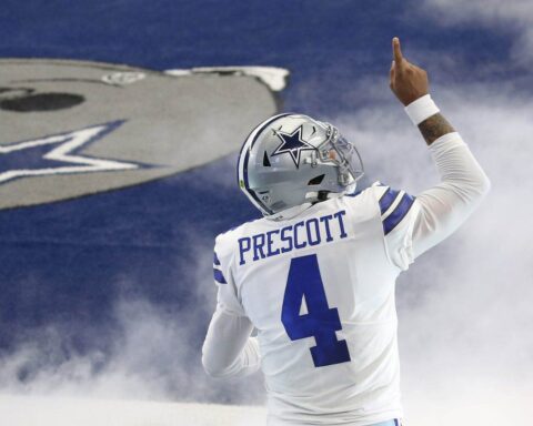 Dak Prescott Named NFC Offensive Player of the Week