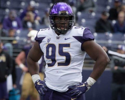 Cowboys Draft Target: Washington Huskies DT Levi Onwuzurike