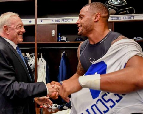 Jerry Jones, Dak Prescott