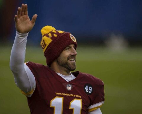 Alex Smith Retiring; Cowboys Lose Popular Backup QB Option