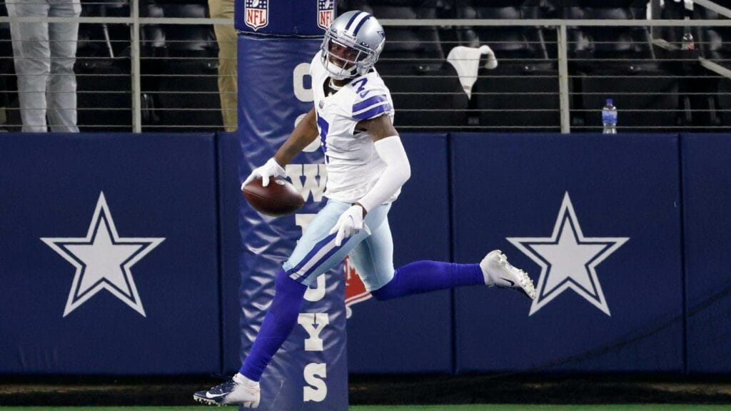 Trevon Diggs Named NFC Defensive Player of the Week