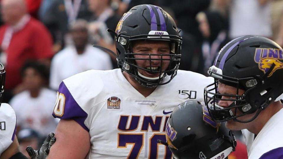 Cowboys Beef Up Their Trenches In 3-Round Mock