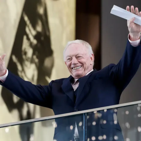Jerry Jones Wants to Move Up in the Draft, Here's How He Could Do It
