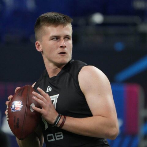 2022 NFL Draft: Should the Cowboys Select a QB with one of their Late-Round Picks? 1
