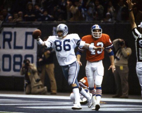 NFL Week 1 Countdown: Butch Johnson "California Quakes" Himself To The Best #86 1