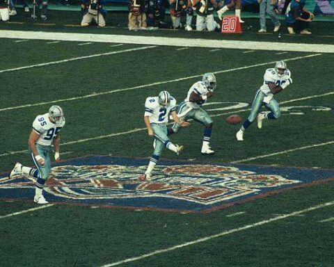 Lin Elliott Kicks His Way to #2