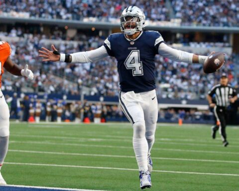 DAL 49, CHI 29 : Cowboys offense shines in victory over Bears