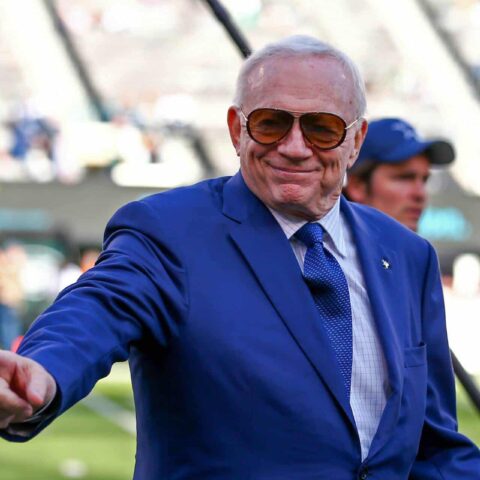 Jerry Jones reportedly claims OBJ will join Cowboys, expects “Deion Sanders-type results”
