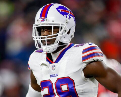 Cowboys sign former Pro Bowl CB Xavier Rhodes, assign him to practice squad
