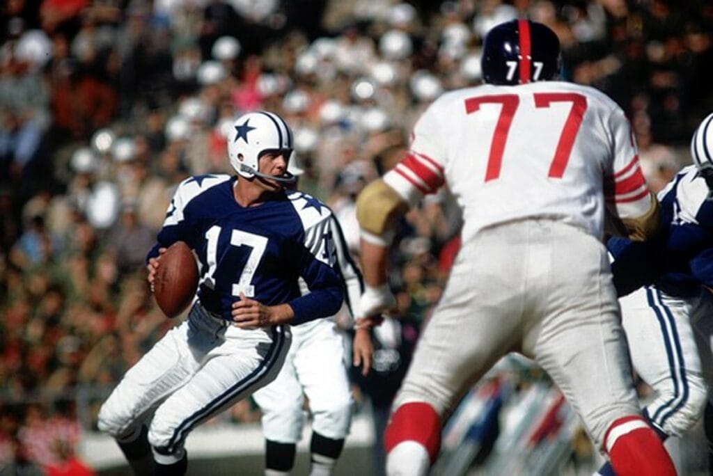 1962: Cowboys get one win, one position better