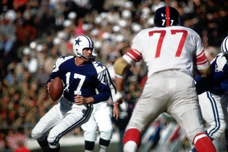 1962: Cowboys get one win, one position better 1