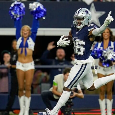 Cowboys need to put Week 8 on a constant loop 2