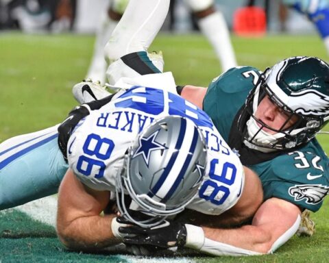 DAL at PHI: 6 plays that altered the outcome of the game