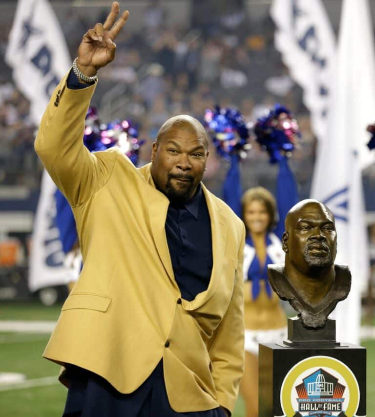 Cowboys legend Larry Allen passes away at 52