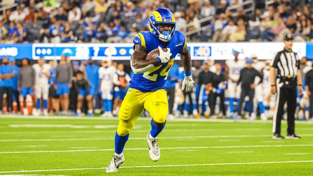 Unexpected RB earning praise at Cowboys Training Camp