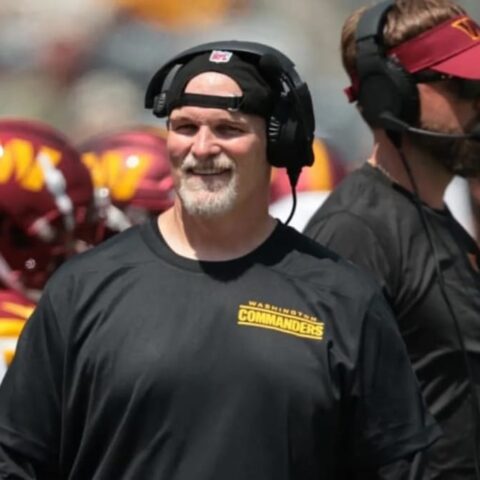 Dan Quinn having early success in NFC East race 4
