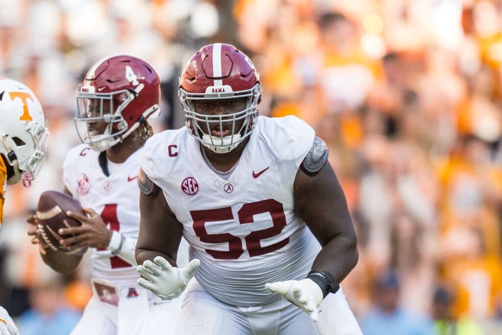 Cowboys offensive line need could dictate 1st Round