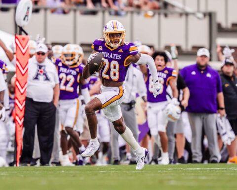 Dallas Cowboys select Shavon Revel with 76th Pick