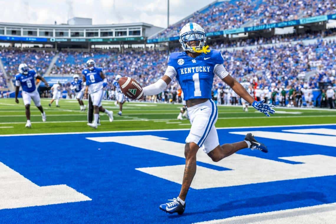 Big moves highlight final quarter of draft’s 1st round 1