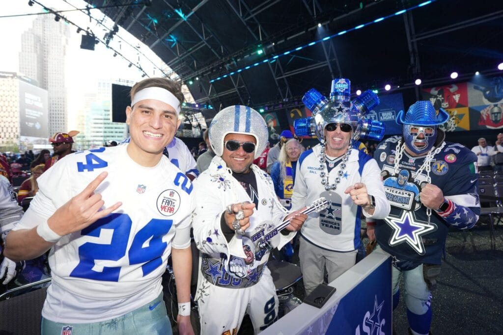 Cowboys repeat same mistakes of past drafts