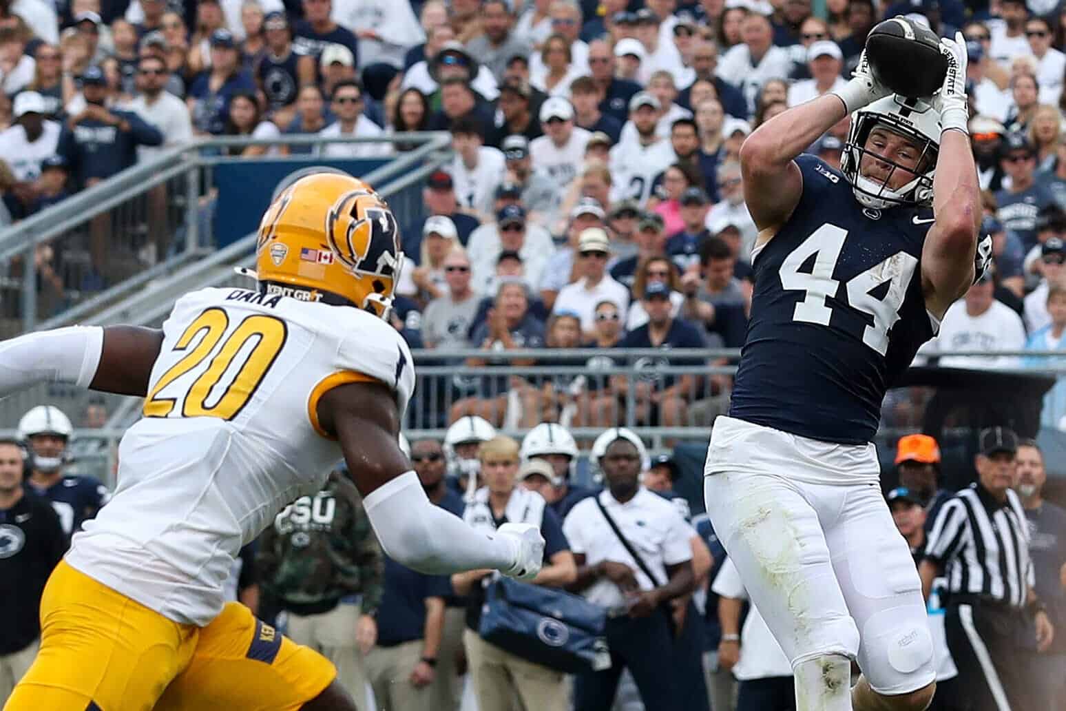 Sep 21, 2024; University Park, Pennsylvania, USA; Penn State Nittany Lions tight end Tyler Warren (44) makes a catch in the end zone for a touchdown during the first quarter against the Kent State Golden Flashes at Beaver Stadium. Mandatory Credit: Matthew O'Haren-Imagn Images