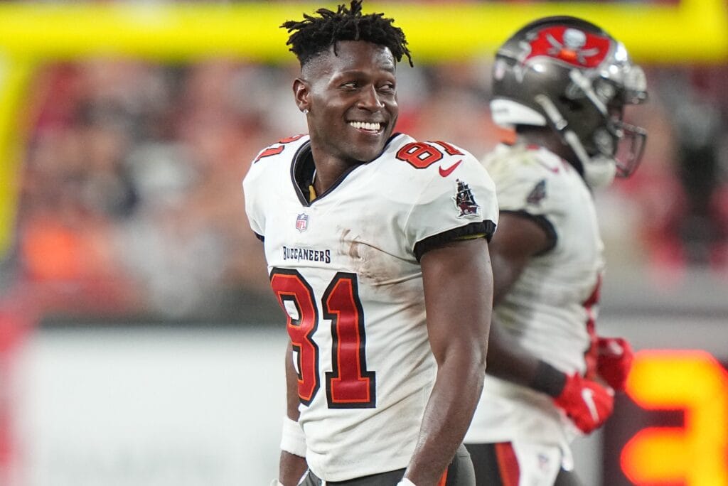 Does the addition of George Pickens ensure playoffs for Dallas? - Antonio Bryant | CeeDee Lamb | George Pickens Does the addition of George Pickens ensure playoffs for Dallas? - Antonio Bryant | CeeDee Lamb | George Pickens