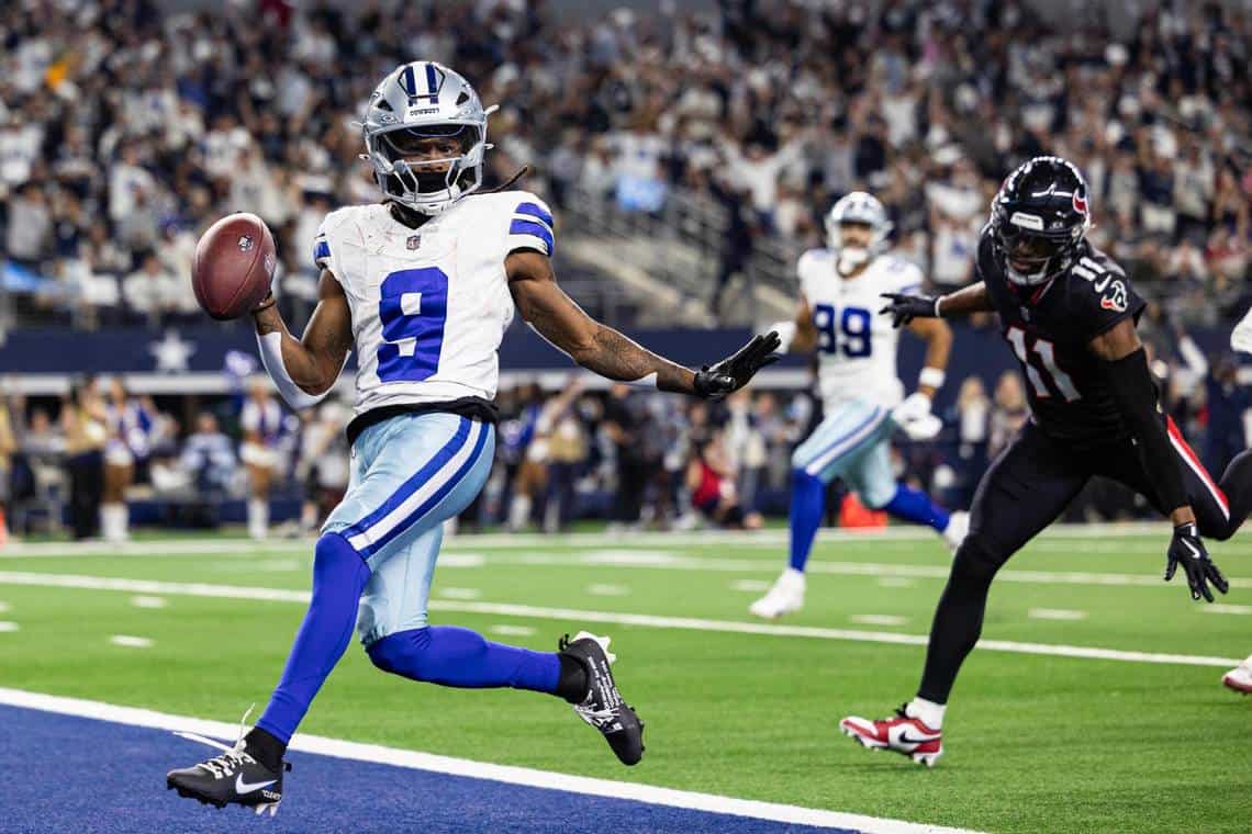 Blue Lights and Silver Helmets: 5 Cowboys Arrests That Didn't Stop the Show - Arrest, Jay Ratliff, KaVontae Turpin Blue Lights and Silver Helmets: 5 Cowboys Arrests That Didn't Stop the Show