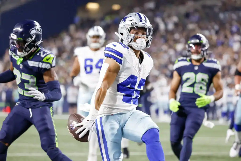 Dallas Cowboys running back Deuce Vaughn runs into the end zone for a touchdown against the Seattle Seahawks. A Running Back Wrote Off Making a Statement in 2025