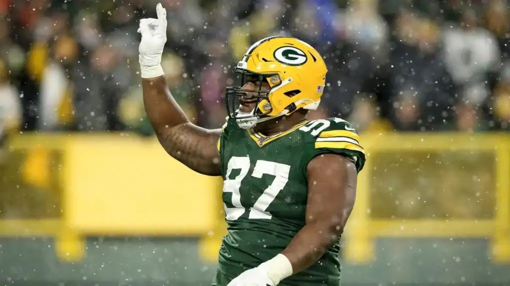 3 players who make more sense for the Cowboys in the Parsons trade